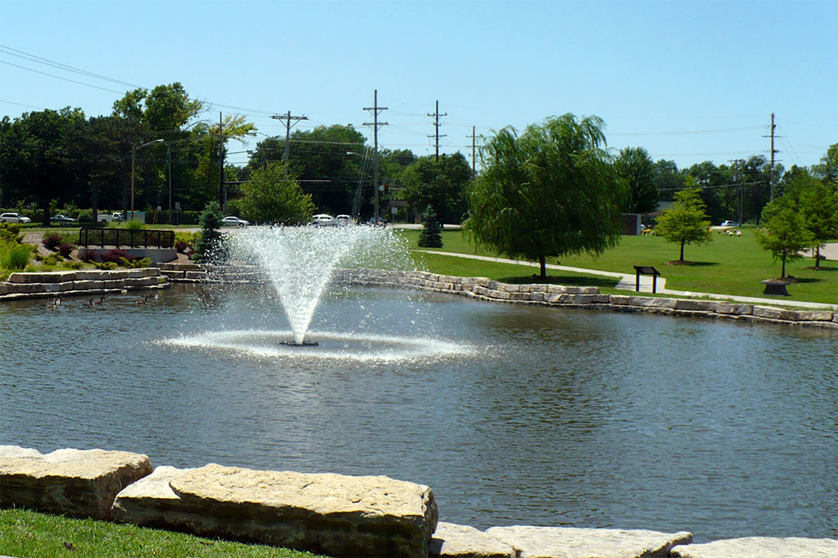 Gemini Floating Lake Fountains
